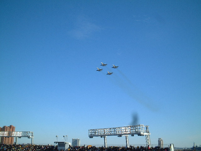 Hornet Flyover.jpg